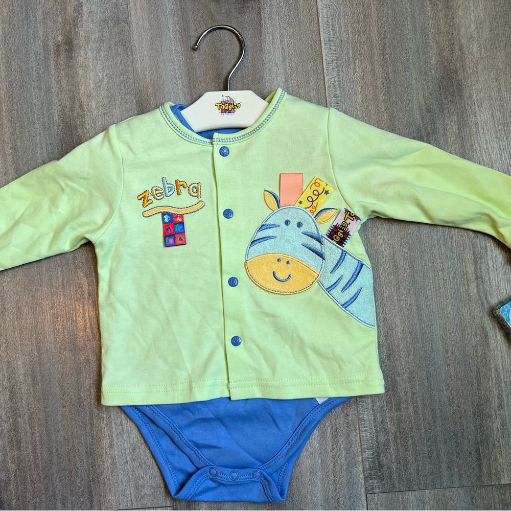 Taggies Baby Onesie with Fun Graphic